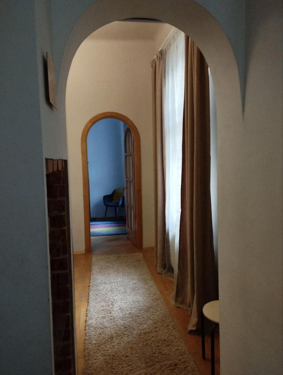Apartment Family In *